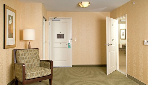 Room, 1 King Bed, Accessible (Mobility & Hearing, Roll-in Shower)
