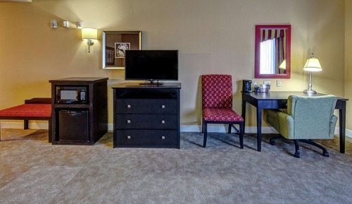 Room, 2 Queen Beds, Accessible, Bathtub (Mobility & Hearing)