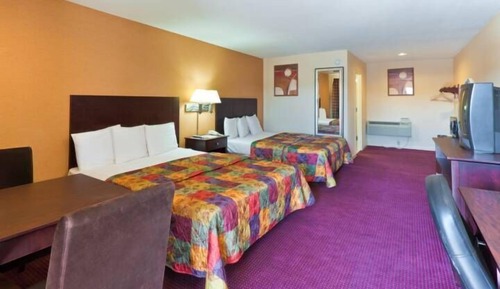 Room, 2 Queen Beds, Non Smoking