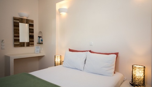Small double room without balcony 