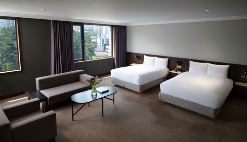 Suite, 2 Double Beds, Corner