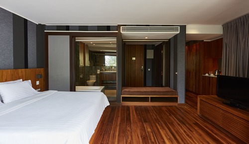 Studio L Corner, 1 King Bed