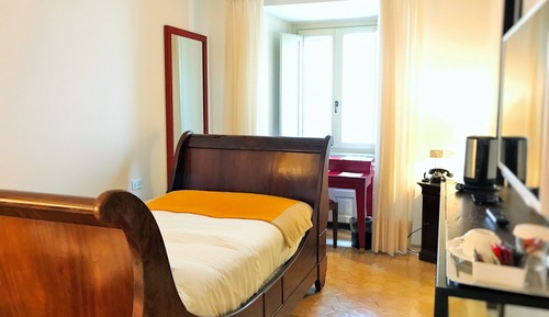 Romantic Single Room