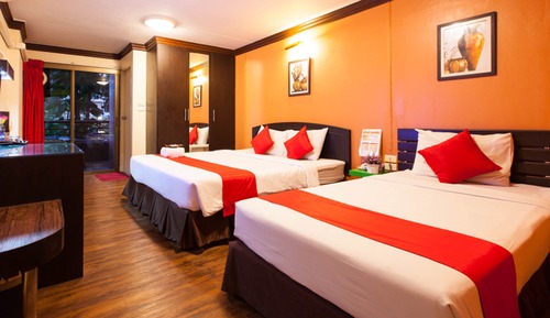 Triple Room