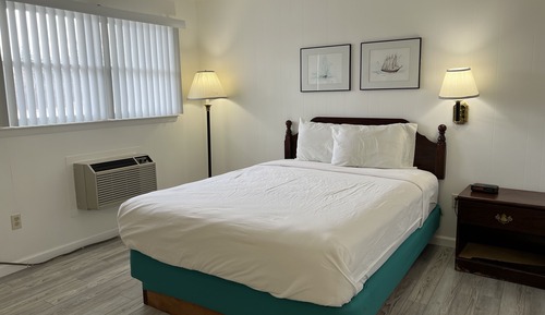 Standard Room, 1 Queen, Exterior