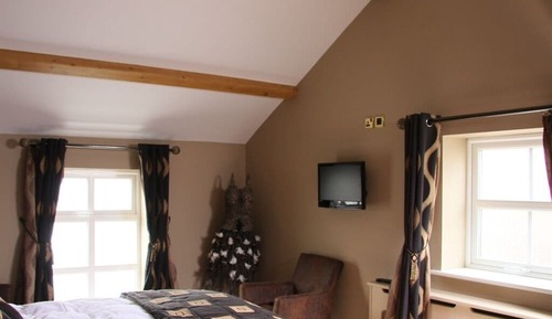 Comfort Twin Room, Ensuite (African)