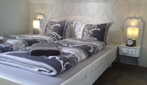 Room (small double room)