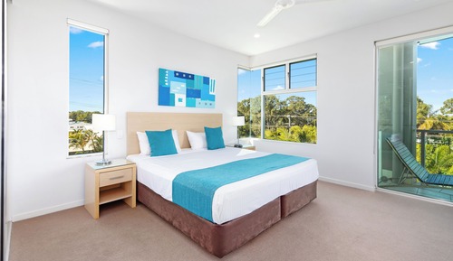 1 Bedroom Pool View Apartment