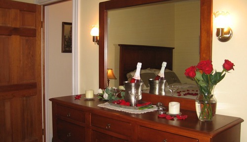 Superior Double Room, Ensuite, Garden View (Rupert Suite)