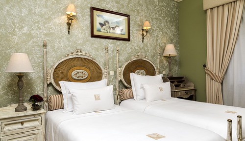 Standard Twin Room