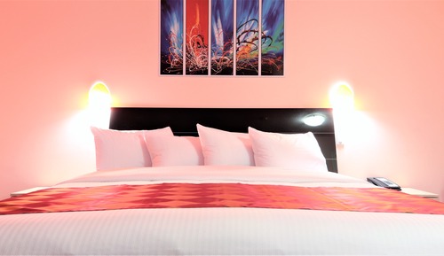 Premium Comfort Room, 1 King Bed
