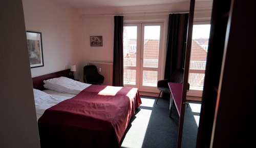 Basic Room, Annex Building