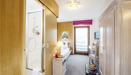 Economy Single Room