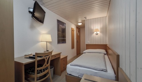 Standard Single Room