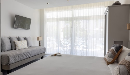 Junior Suite Room - Pool View
