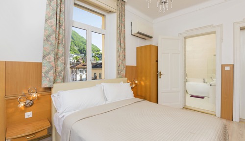 Doppelzimmer mit Seeblick