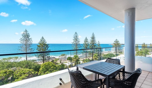 2 Bedroom Apartment, Full Ocean Views