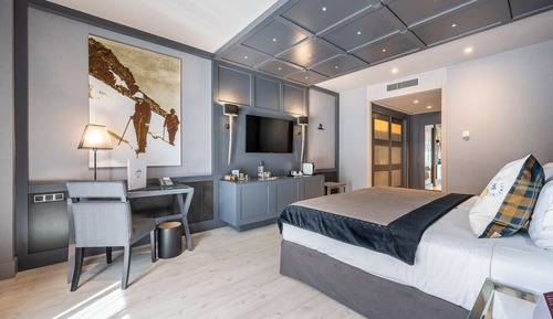 Neu Suite 2 adults + 2 children