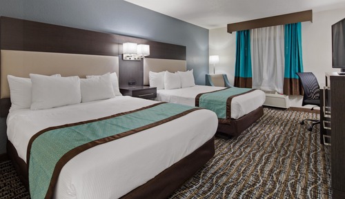 Standard Room, 2 Queen Beds, Accessible, Bathtub