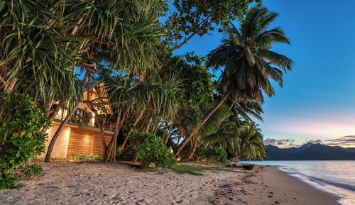Beach Front Tree House with Plunge Pool