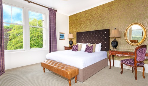Premier Room