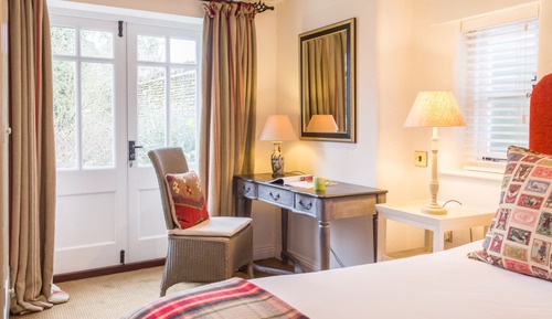 Family Cottage, 3 Bedrooms (Swan Cottage)