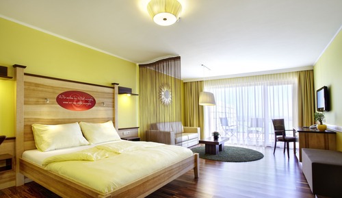 Feng Shui Suite