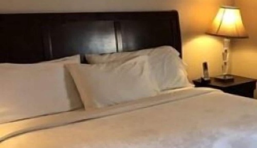 Deluxe King Room - Disability Access