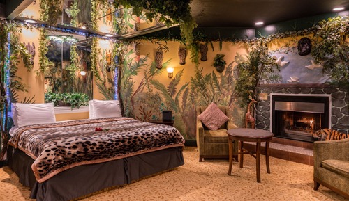 Jungle Theme Suite with Jetted Tub & Fireplace (Featured on Travel Channel in 2016)