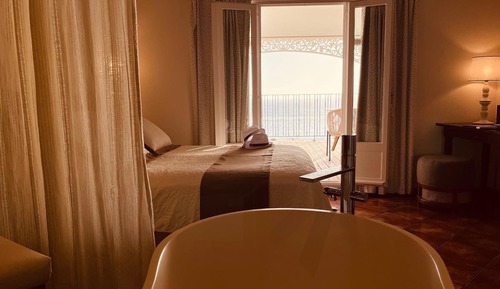Deluxe Room, Sea View