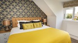 Double or Twin Room, Ensuite (Manor Lodge)