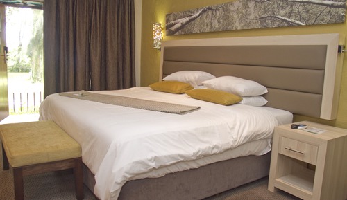 Standard Room, 1 Double Bed, Garden View
