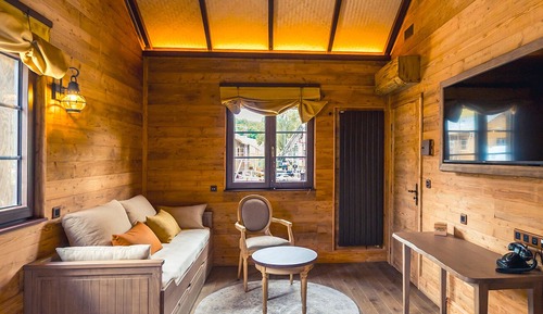 Signature Suite