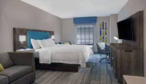 Room, 1 King Bed, Accessible, Bathtub