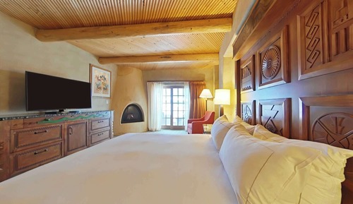 Superior Suite, 1 King Bed