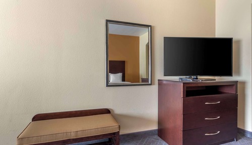 Suite, Multiple Beds, Accessible, Non Smoking