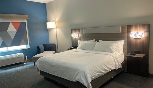Suite, 1 King Bed