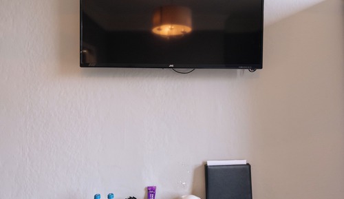 Double Room (with Shower, Room 4)