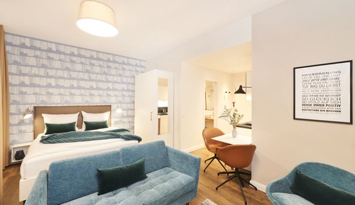Deluxe Apartment, 1 Queen Bed, Non Smoking, City View (XL)