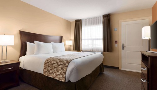 Room, 1 King Bed, Accessible, Non Smoking