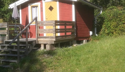Cabin (1)