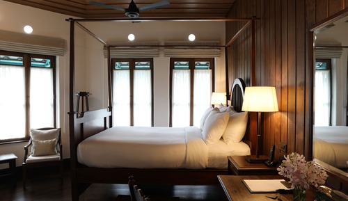 Superior Chinese Settler Room