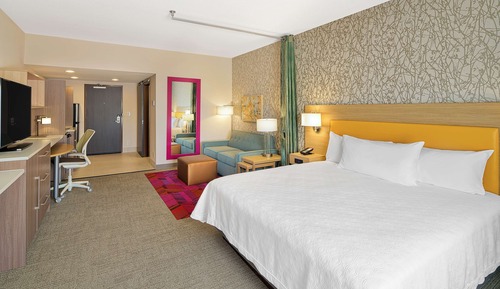 Studio Suite, 1 King Bed, Non Smoking