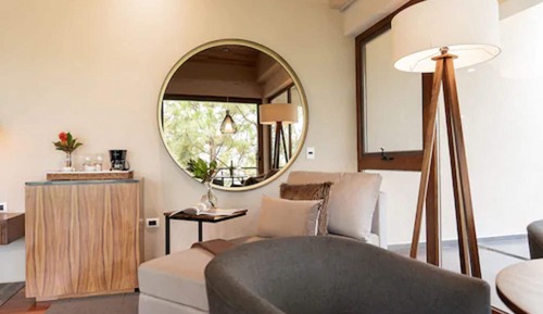 Suite, 1 King Bed, Non Smoking