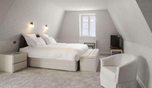 Suite (Aliénor)