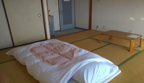 Japanese Room With Shared Washroom- Family Smoking