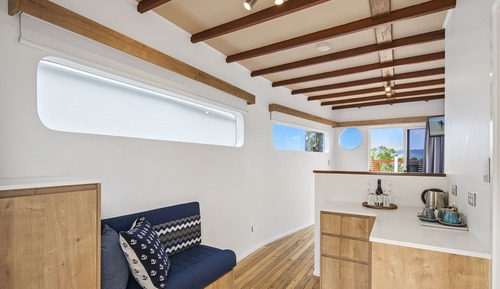 Boat Bungalow Ocean Class