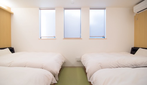 Room1
