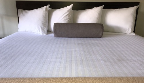 Deluxe Quadruple Room, 2 Queen Beds, Non Smoking