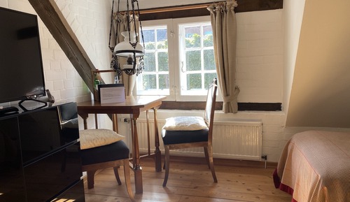 Single Room (Rampenlicht)